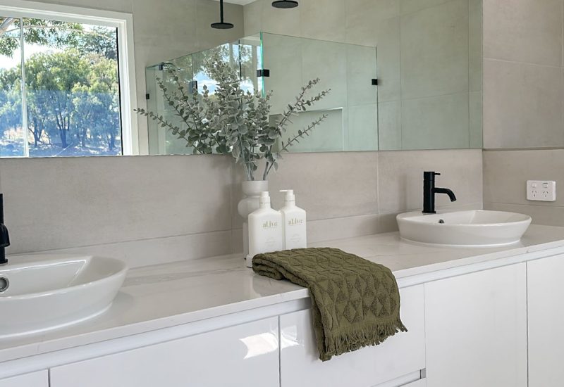 Ensuite