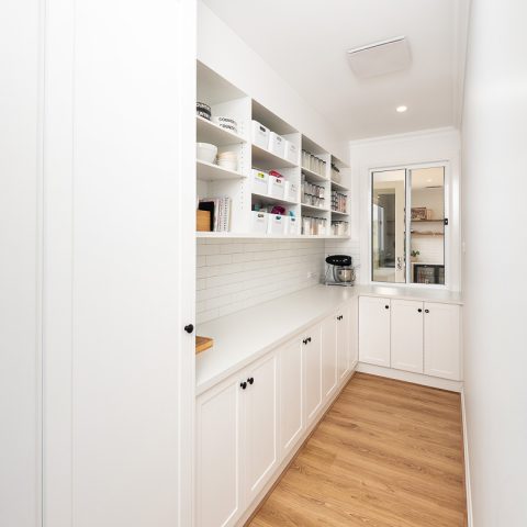 Pantry with window to allow natural ight and ventilation into the space