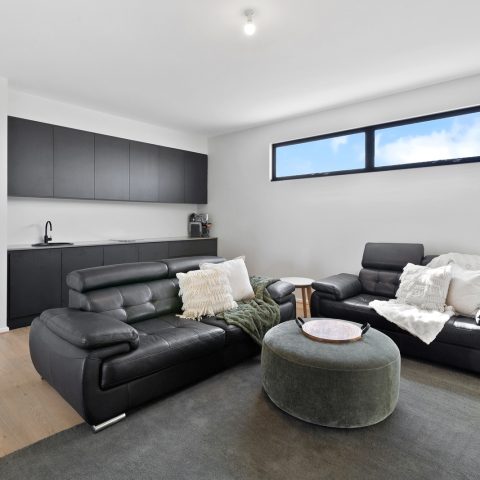 Additional Living in pole frame home