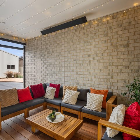Alfresco in brick home
